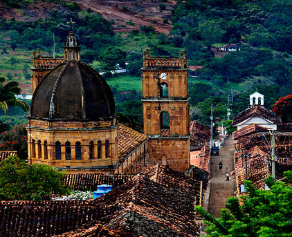 zájezd · Kolumbie · srdce Kolumbie · český průvodce · Bogotá · Zipaquirá · solná katedrála · Ráquira · Villa de Leyva · Barichara · kaňon Chicamocha · Santander · koloniální městečka · kulturní dědictví · historie · koloniální architektura · kolumbijská kultura · andská krajina · gastronomie · příroda · autentické cestování