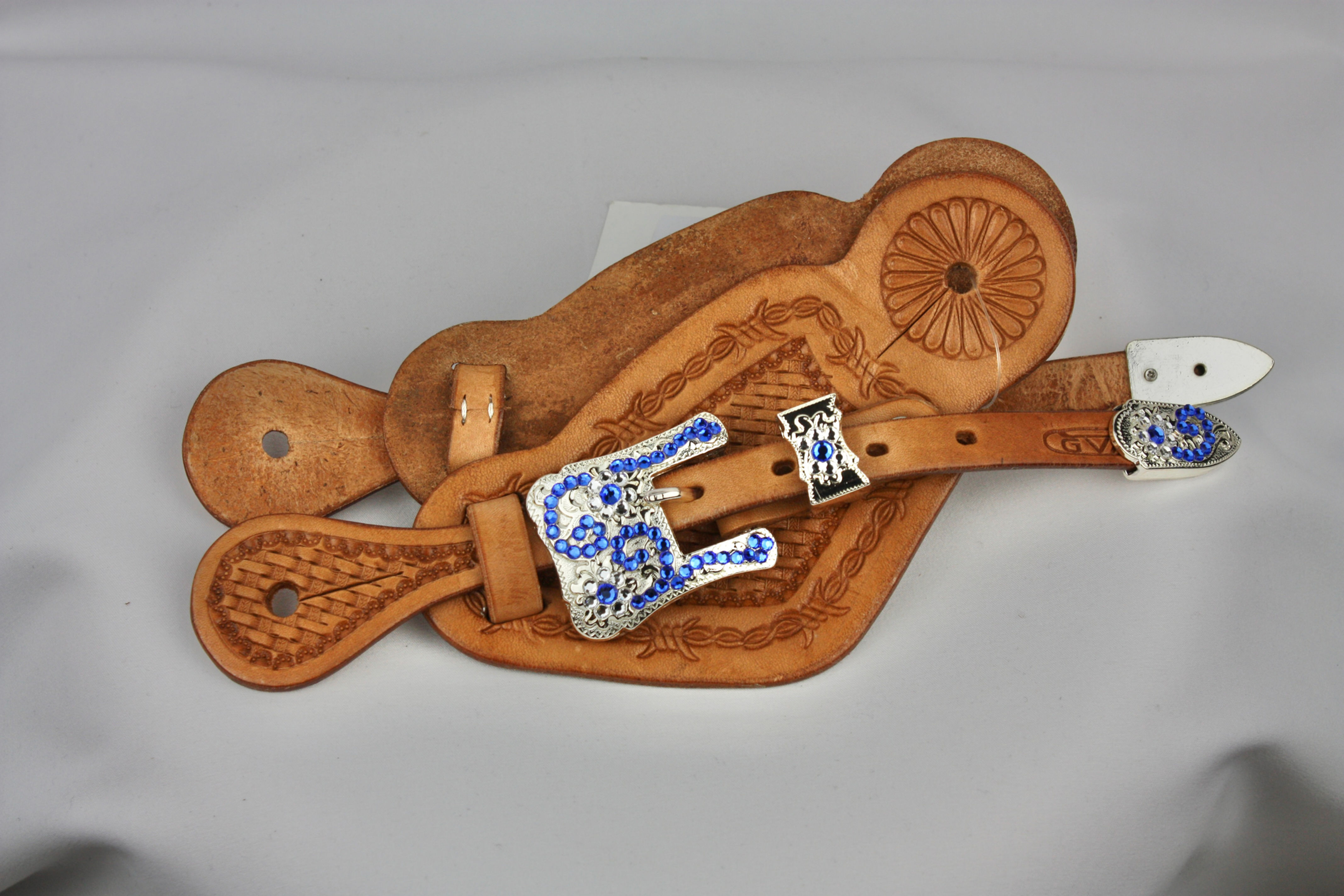 Barbwire spurstraps with blue details