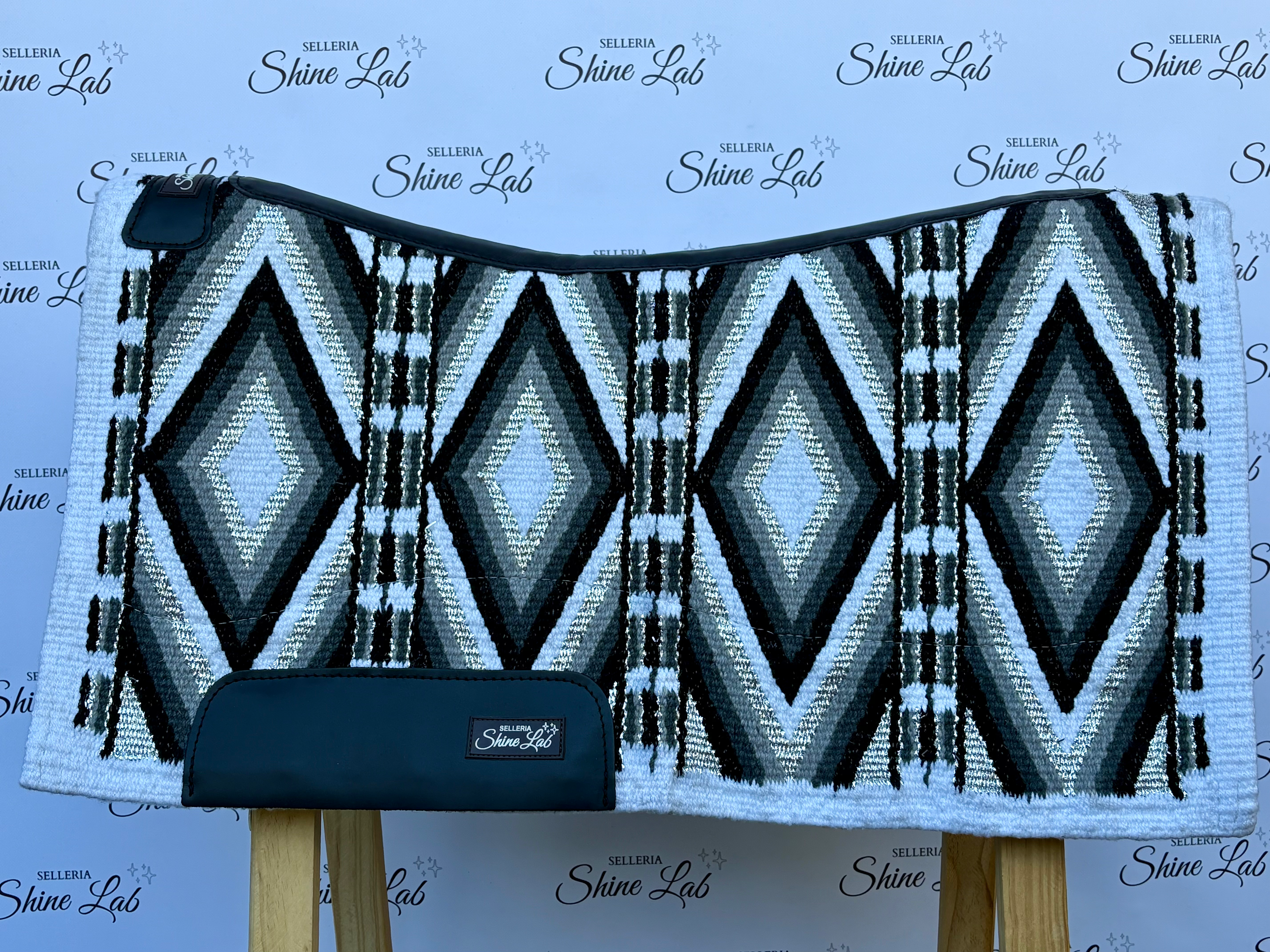 Sottosella in feltro