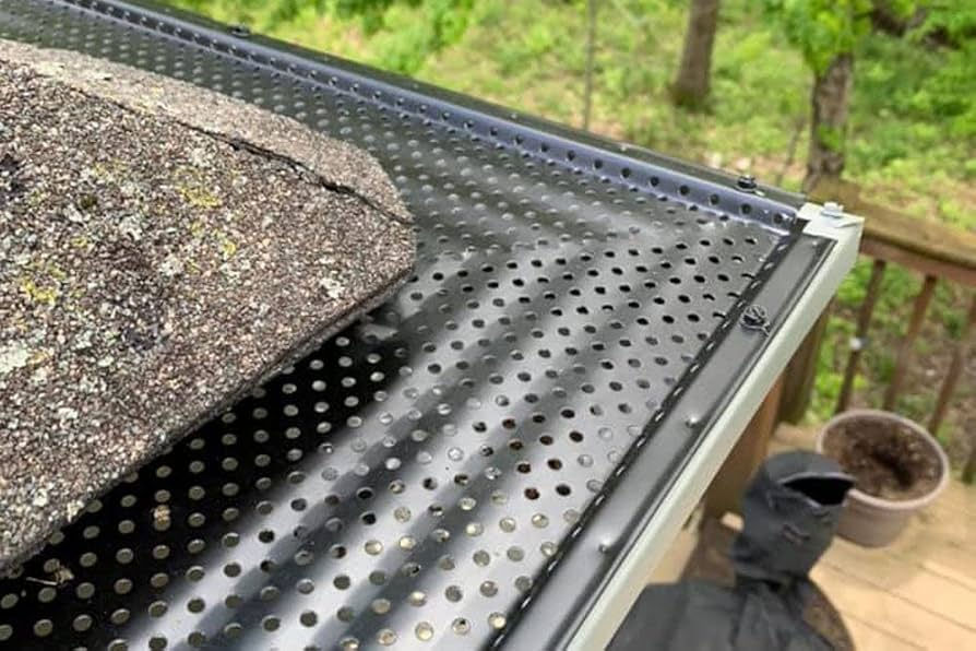 Essential Common Gutter Problems and the Benefits of Gutter Guards