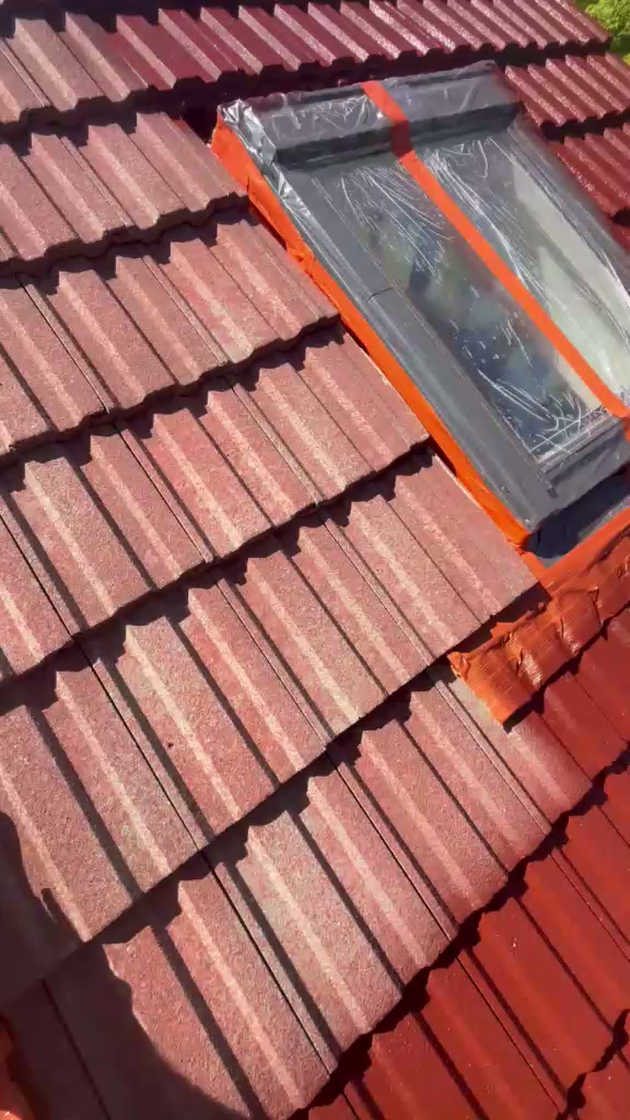 Roof Repair vs Roof Replacement