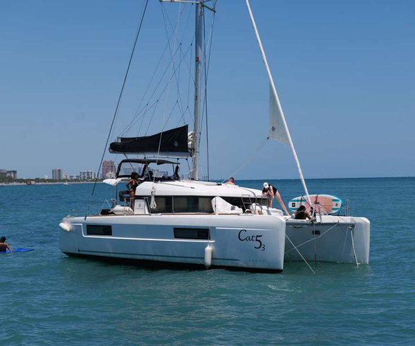 Family boat charter Fort Lauderdale