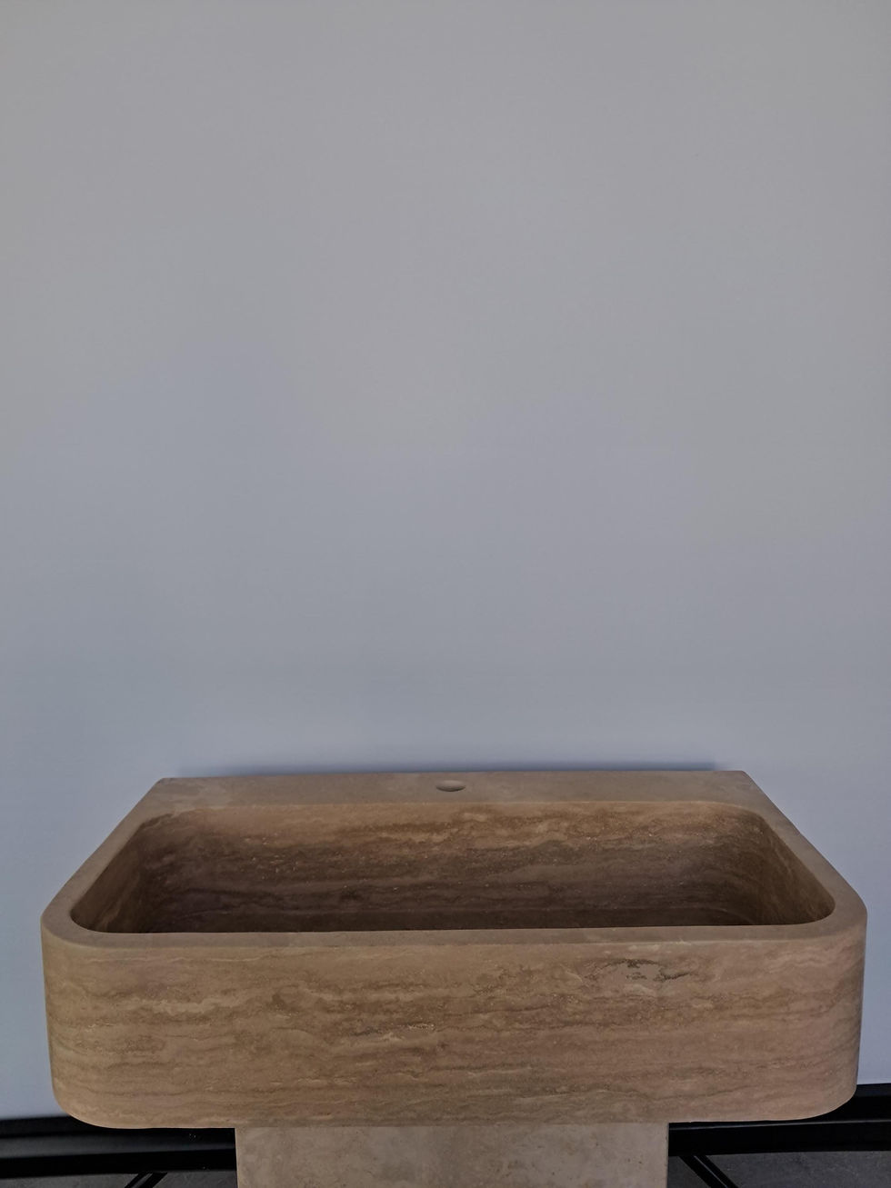 Küçük resim: Handcrafted Beige Travertine Sink, Rustic Design, Luxury Bathroom Basin, Natural