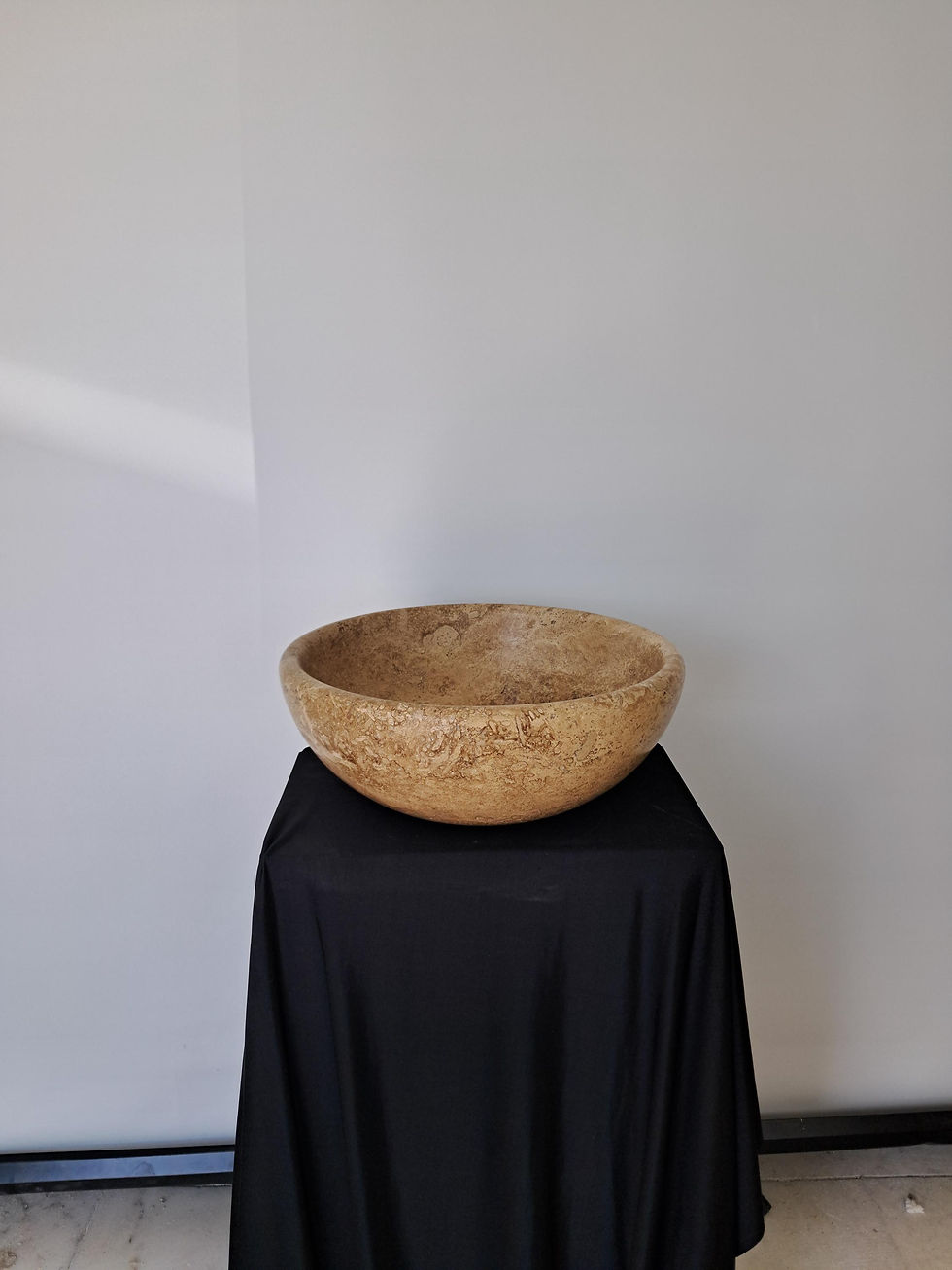 Küçük resim: Luxury Bathroom Stone Basin, Handmade Noche Marble Vanity Sink, Natural Stone Wa