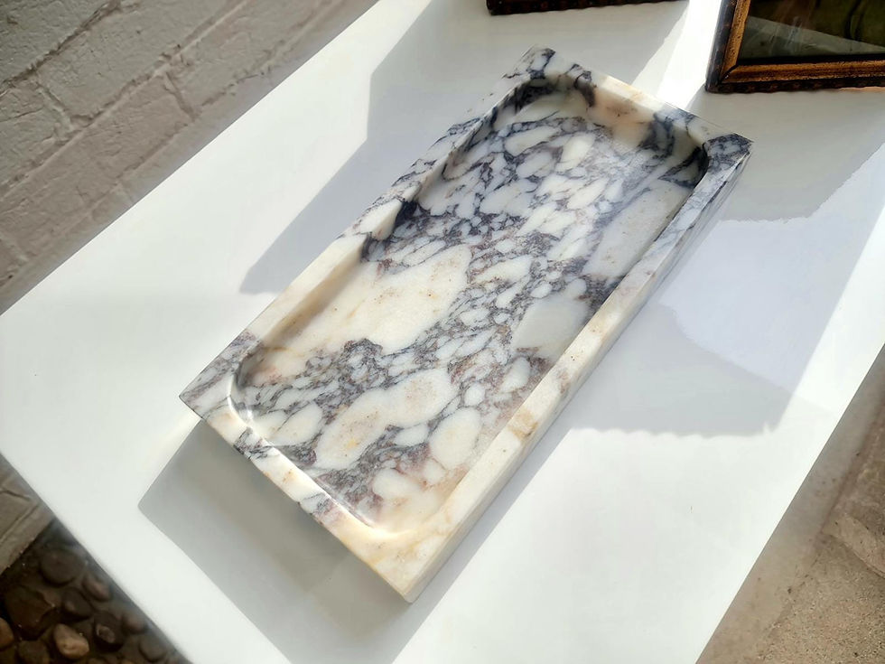 Küçük resim: Handcrafted Calacatta Viola Style Marble Tray – Vanity Tray – Natural Stone Tray