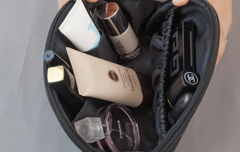 Thumbnail: Cosmetic Bag
