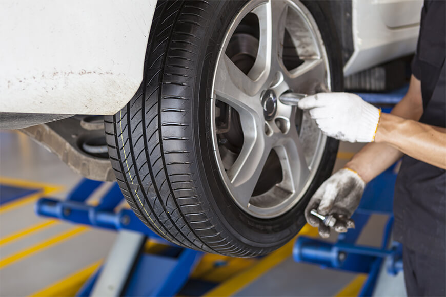 Express Lube & Tire tire service