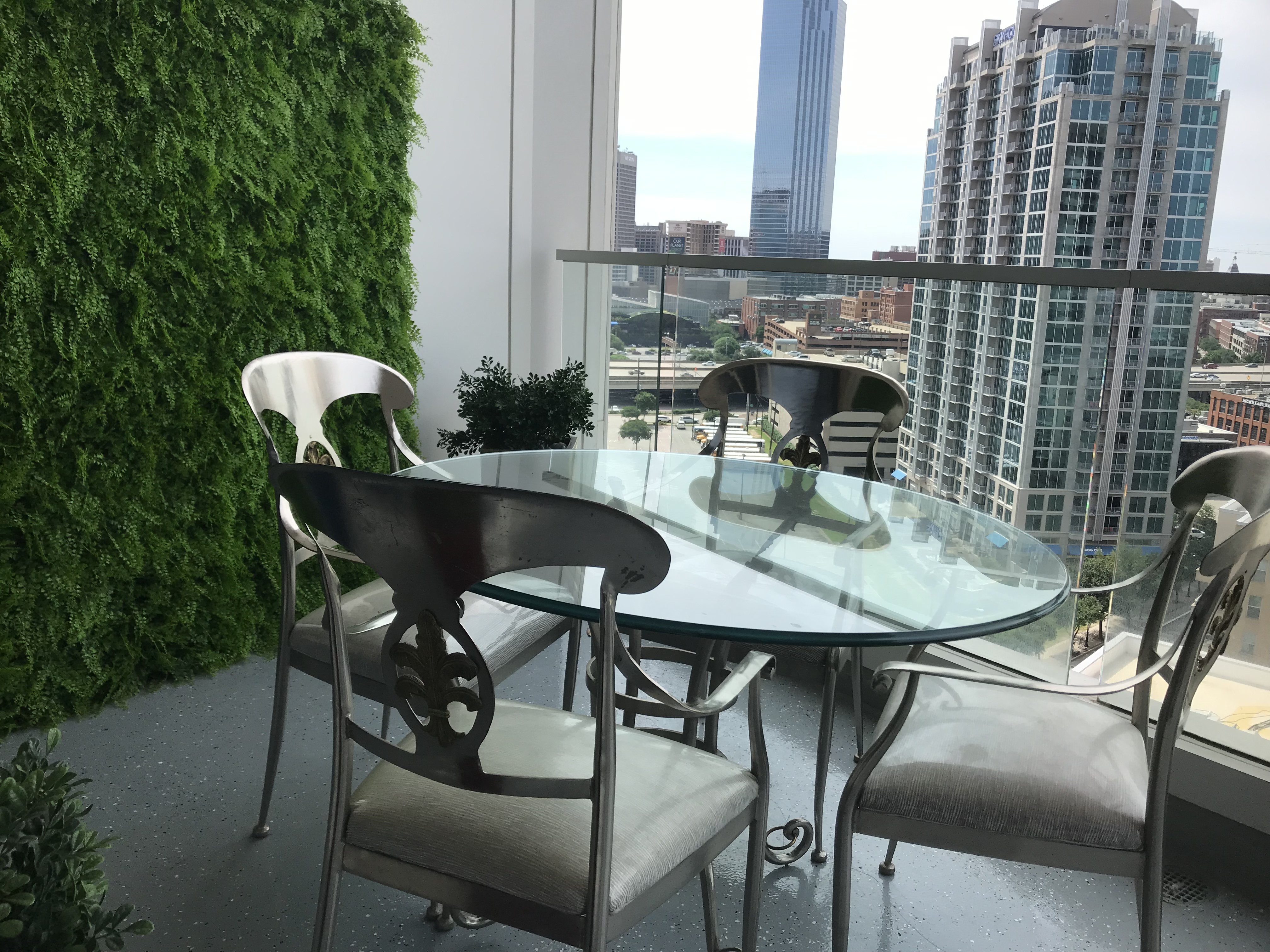 Artificial Living Wall for High Rise