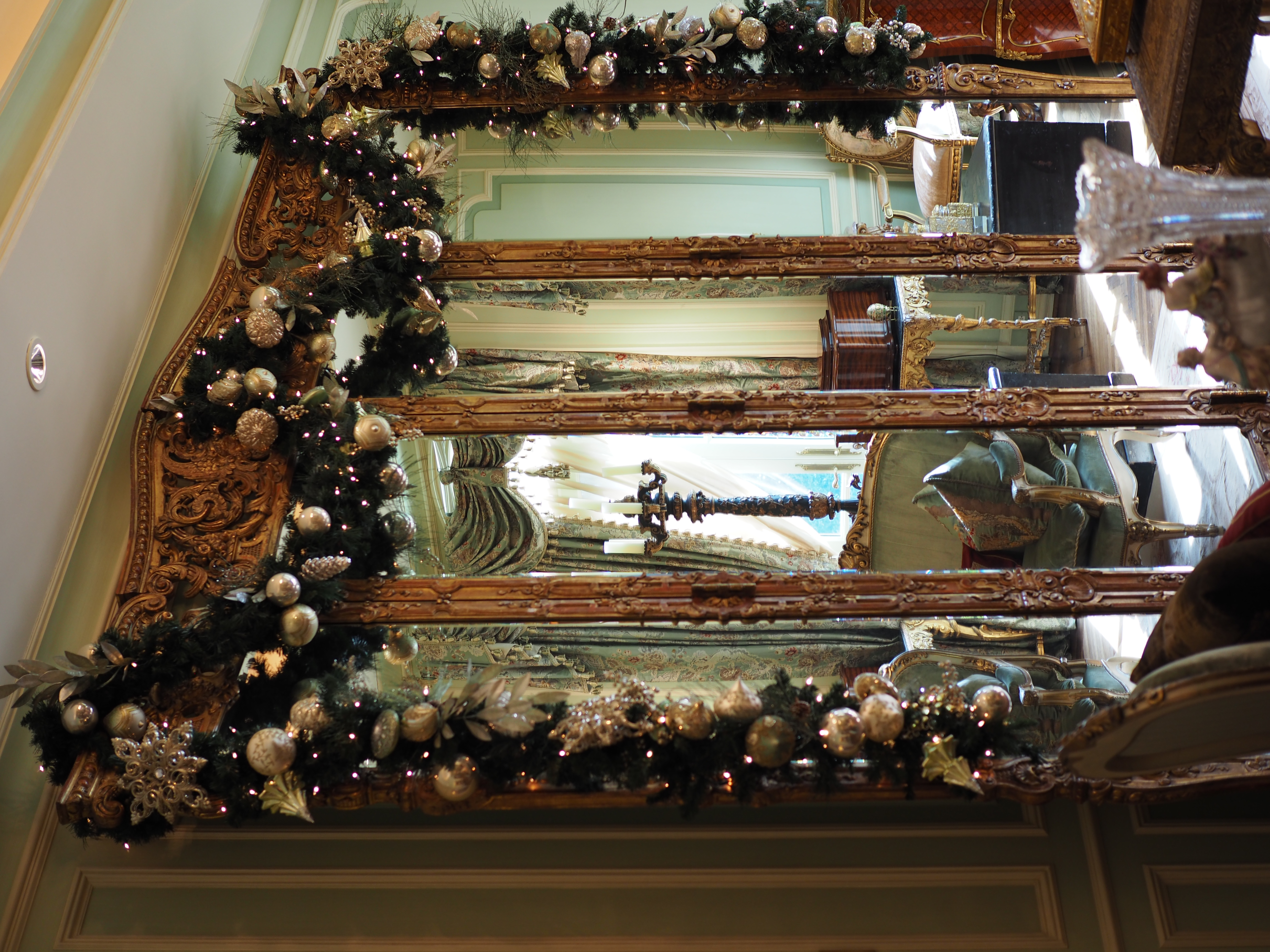 Mirror Garland