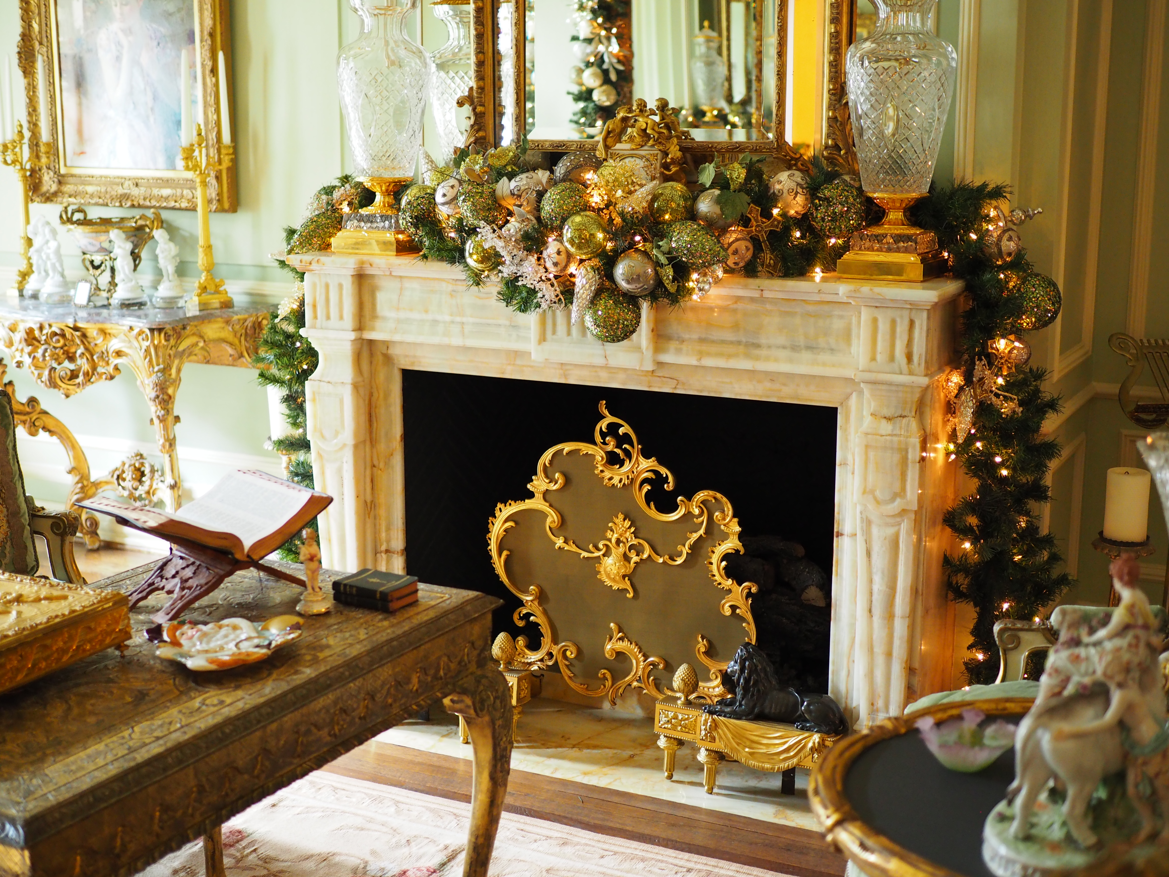Mantlepiece