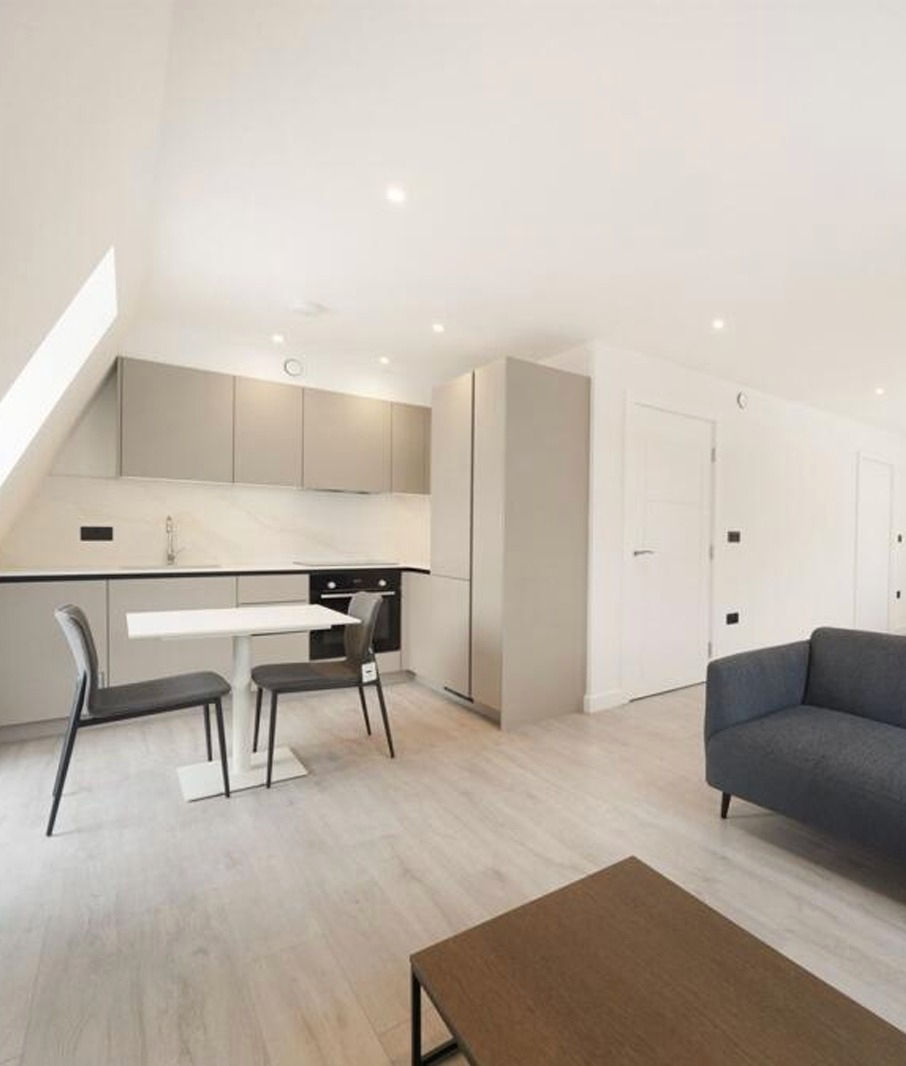 Thumbnail: 6x Apartments Available in London, NW4 for R2SA🏡