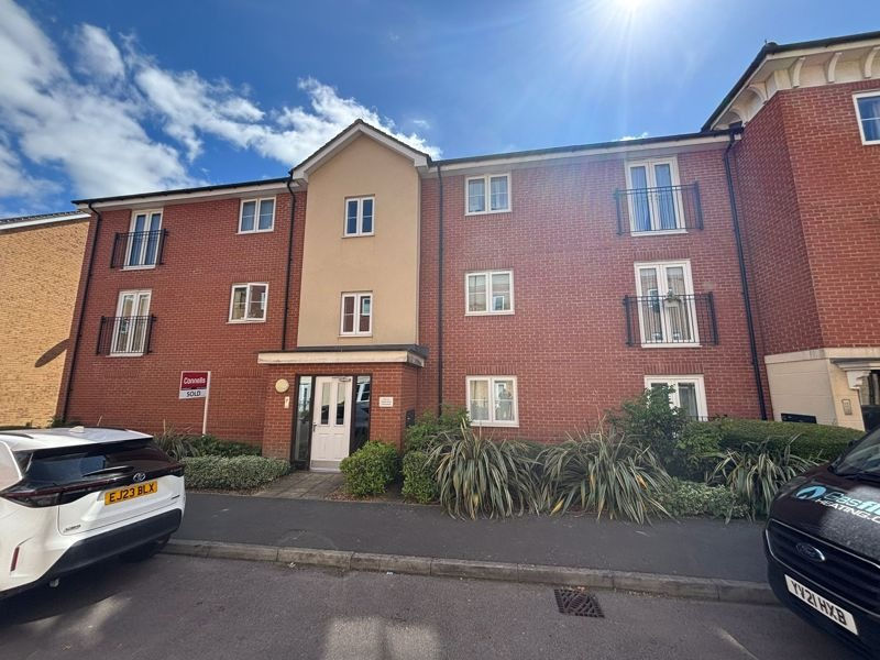 WD24, Watford Hertfordshire, 1 Bed 1 Bath, House, R2SA / R2R