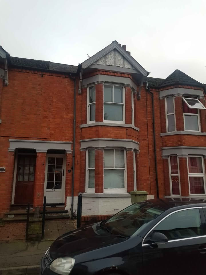 MK12, Milton Keynes, 3 Bed 1 Bath, House, R2SA / R2R