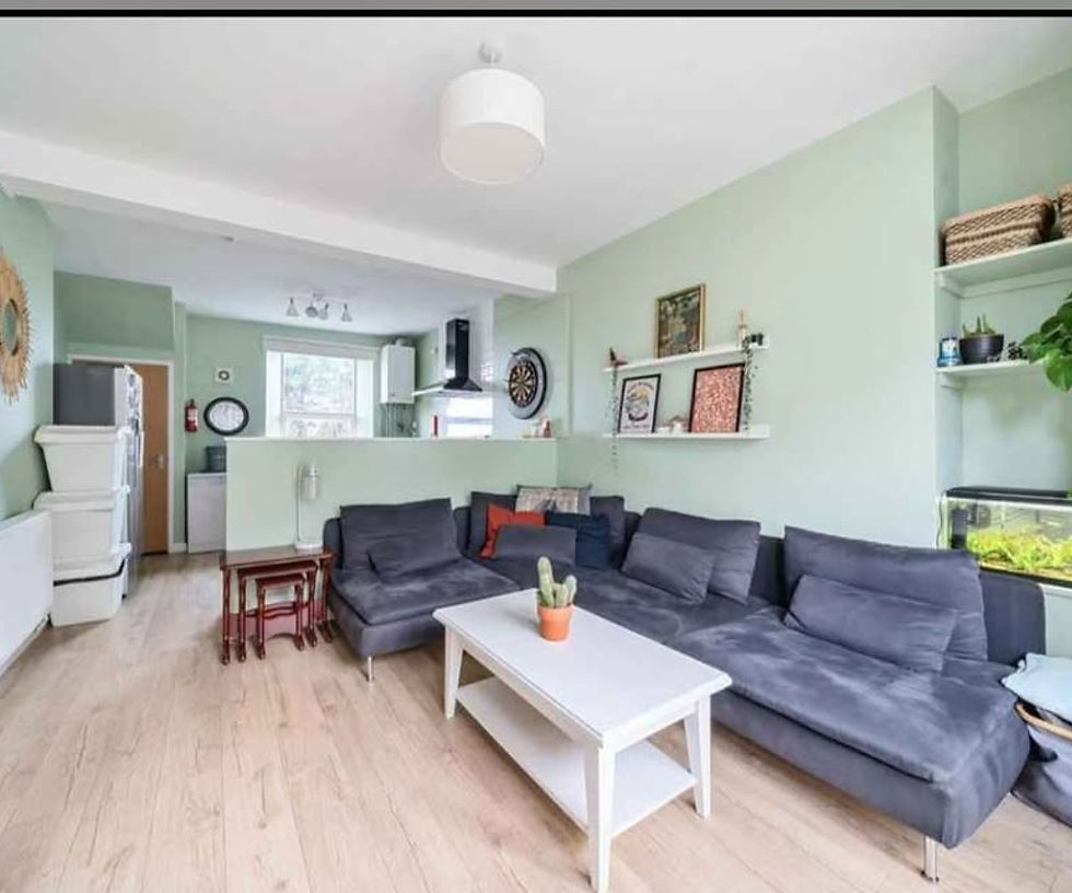 Thumbnail: 5 Bed 2 Bath House Available in Swansea, SA1 For R2HMO🏡