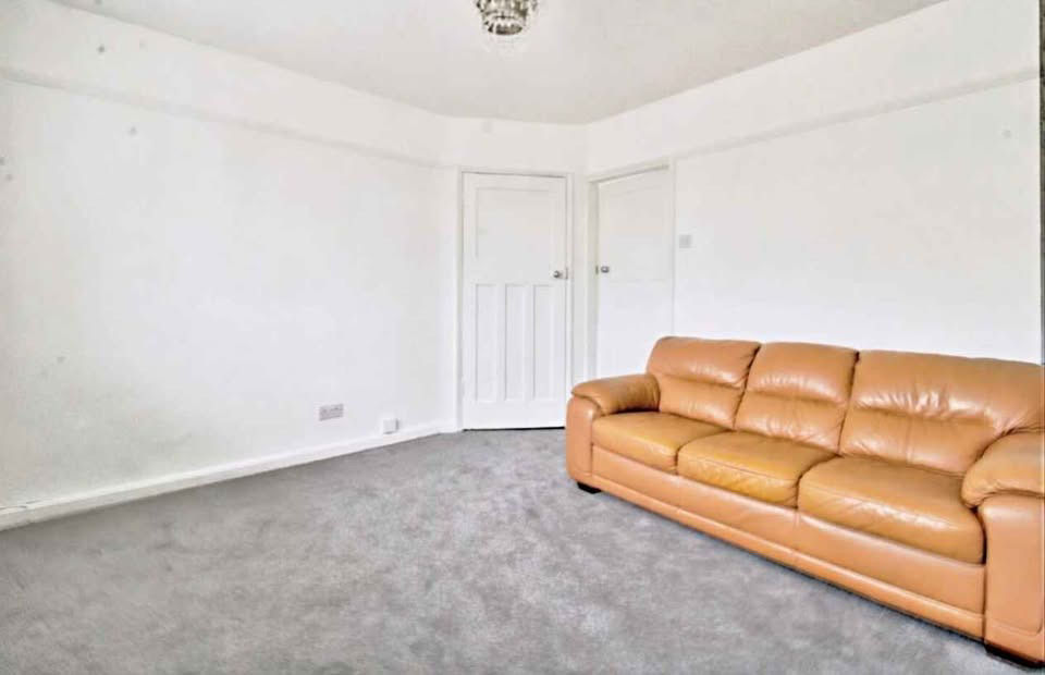 Thumbnail: 1 Bed, 1 Bath Flat Available Luton, LU3 R2SA🏡