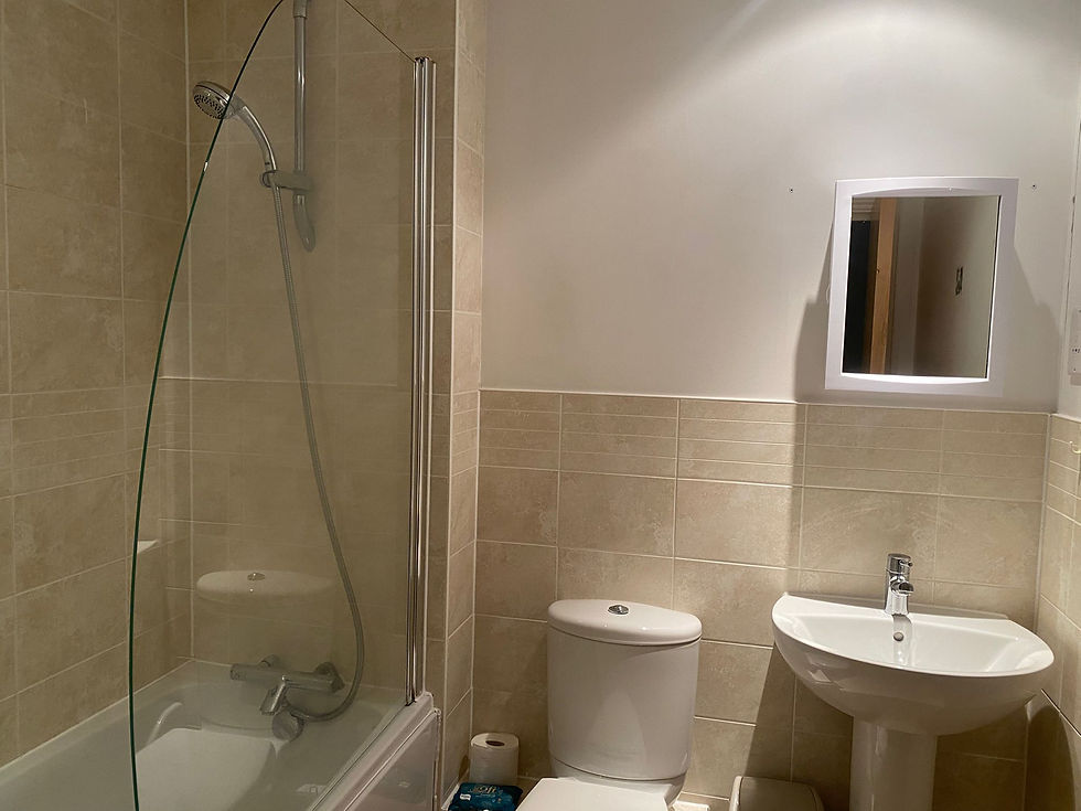 Thumbnail: 3 Bed, 2 Bath House in Egham, TW20 R2SH/R2SA🏡