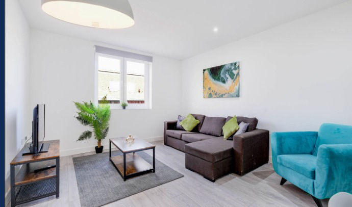 Thumbnail: Block of 4 self contained apartments  Northamptonshire, NN17 R2SA/R2SH🏡