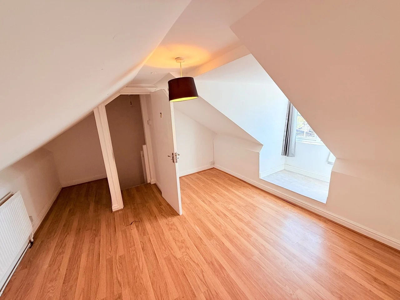 6 Bed, 3 Bath House Available Bath, BA1 R2SA🏡