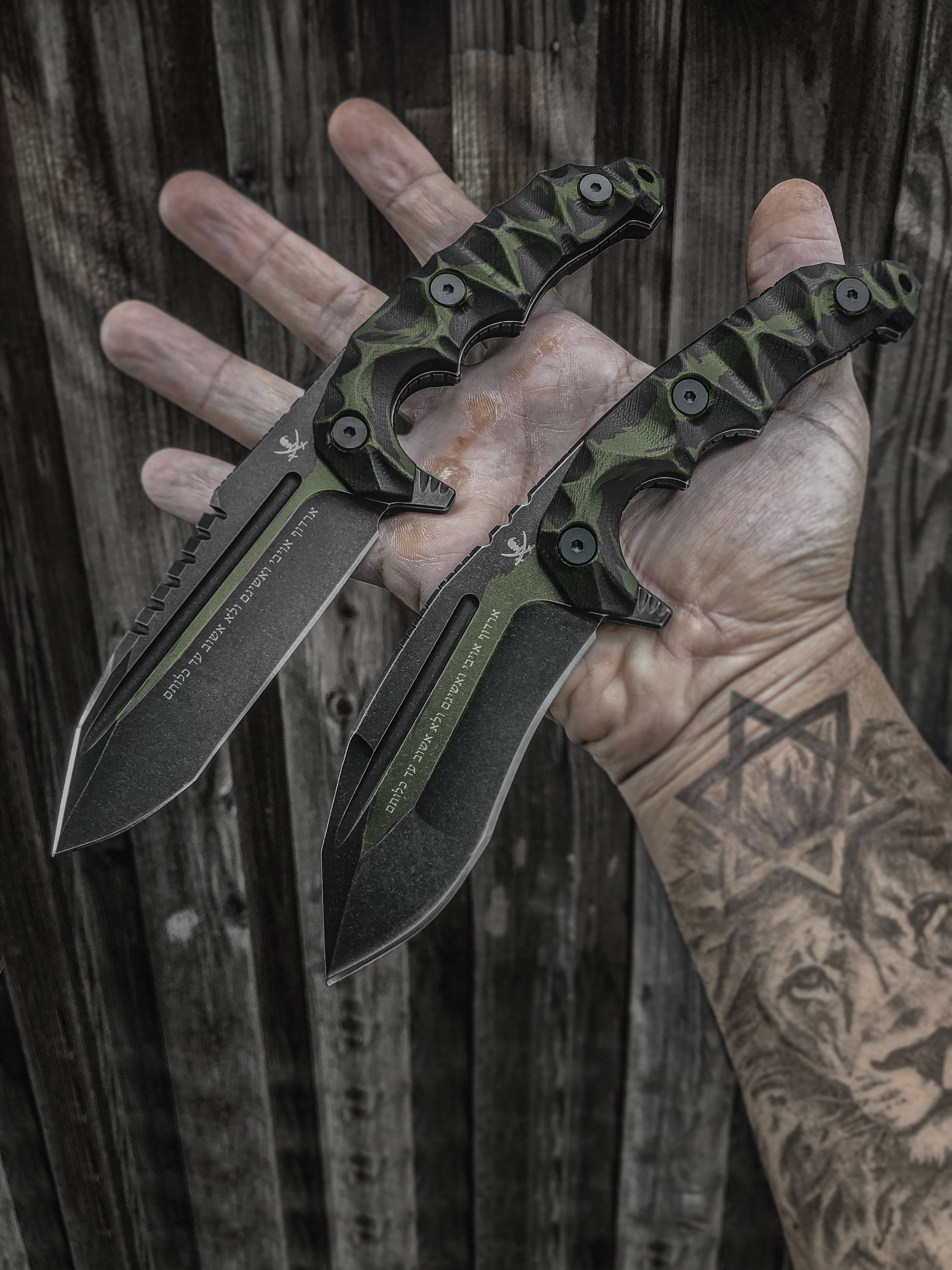 CUSTOM THIN-GREEN-LINE TACTICAL KNIFE