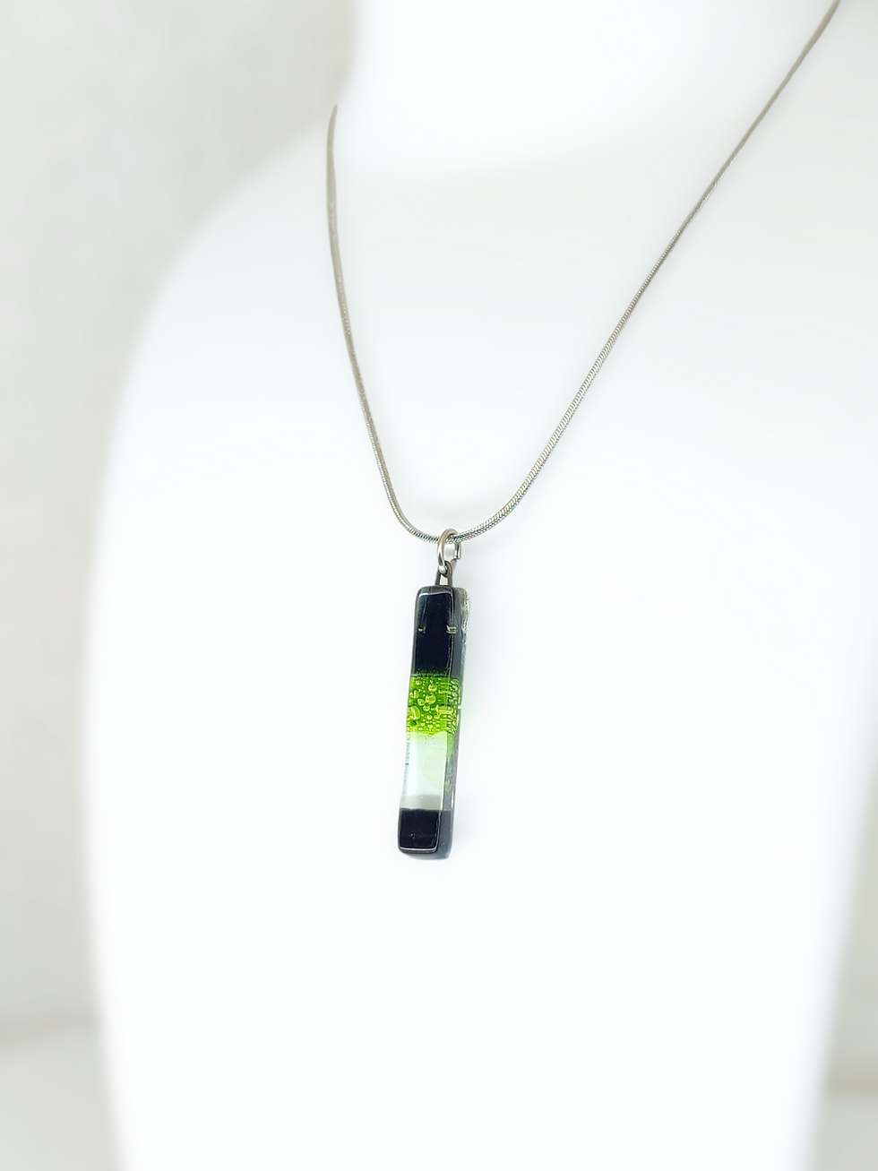 Miniature : Collier bâton Esméralda