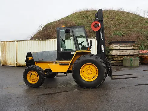 rough-terrain-forklift-side.webp