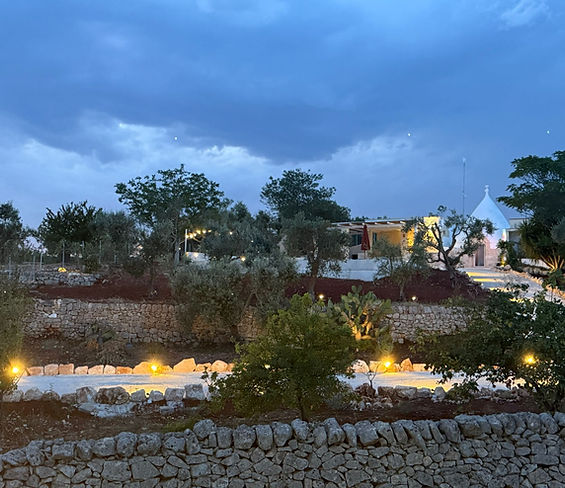 trullo qui si sana muretti a secco
