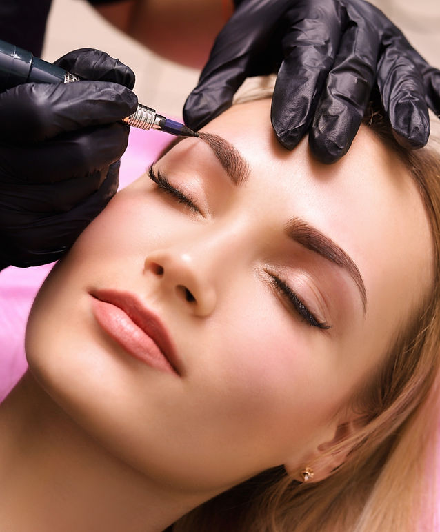 Permanent make up on eyebrows._edited.jpg