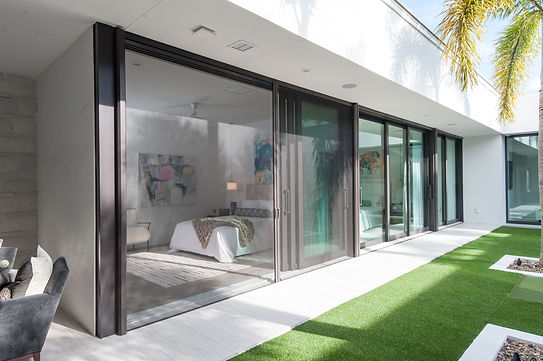 Retractable Screen Wall: Examples