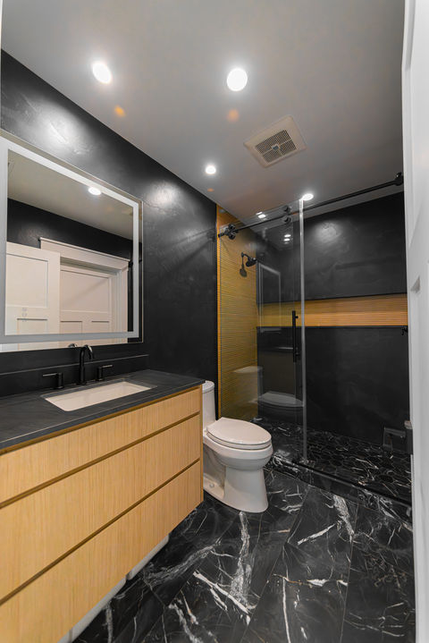 Los Angeles custom luxury bathroom home builders