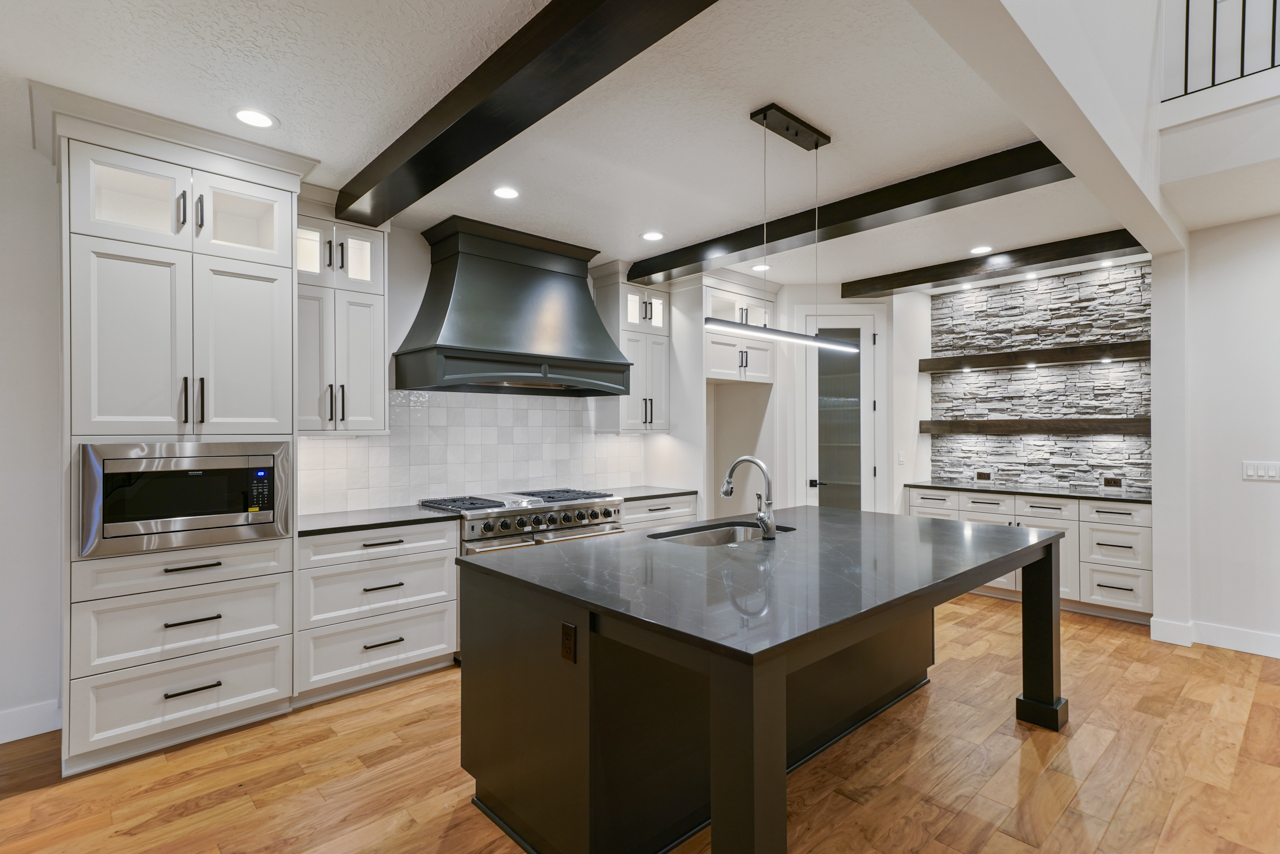 Custom Home Builder Wind River Homes LLC Oregon