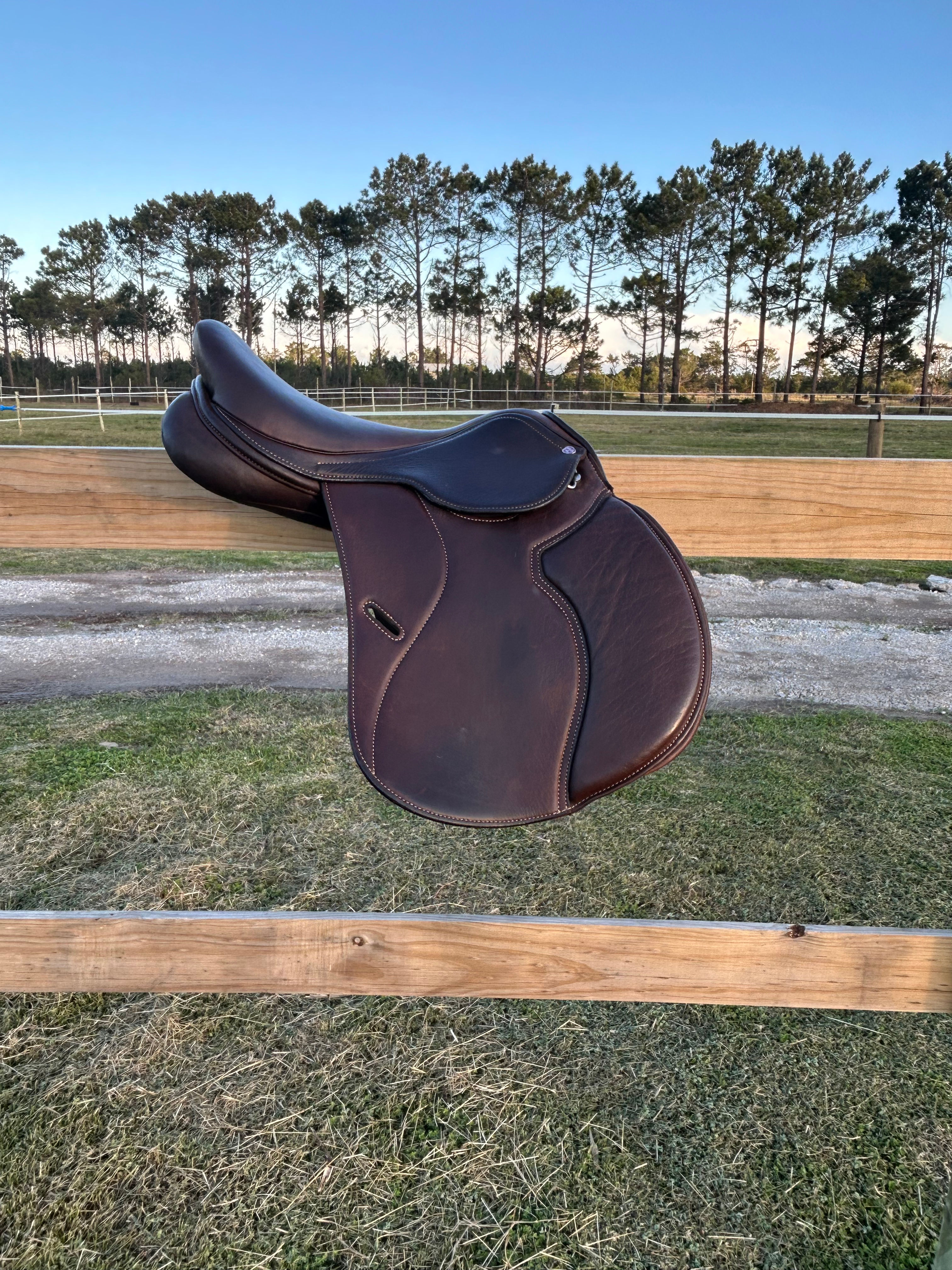 16" Cavaletti Covered Leather Brown English Jump Saddle
