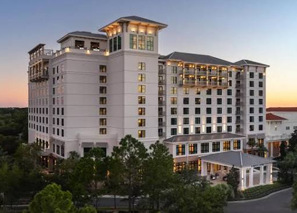 hotel effie at night.jpeg