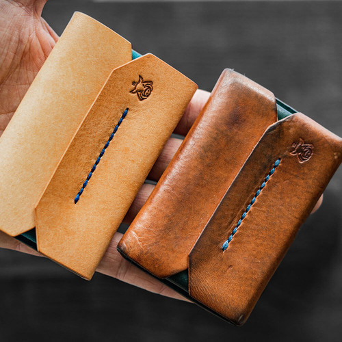 Card holder 