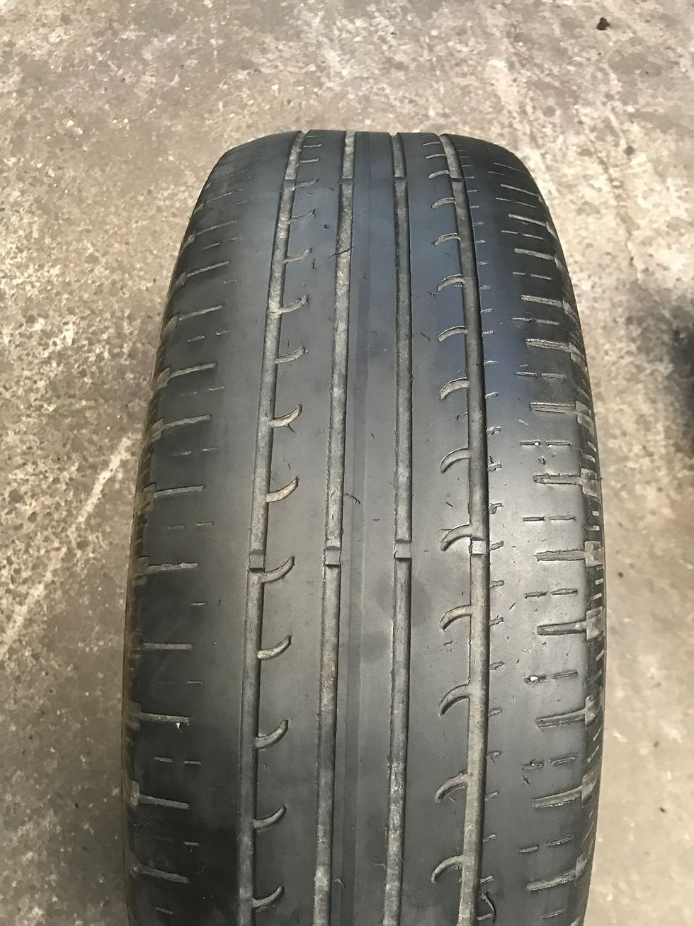 Miniatura: 205/65R16 Goodyear - JOGO