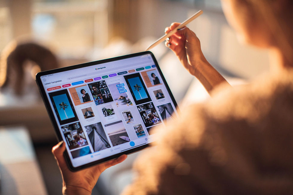 A social media manager creating a content Callender