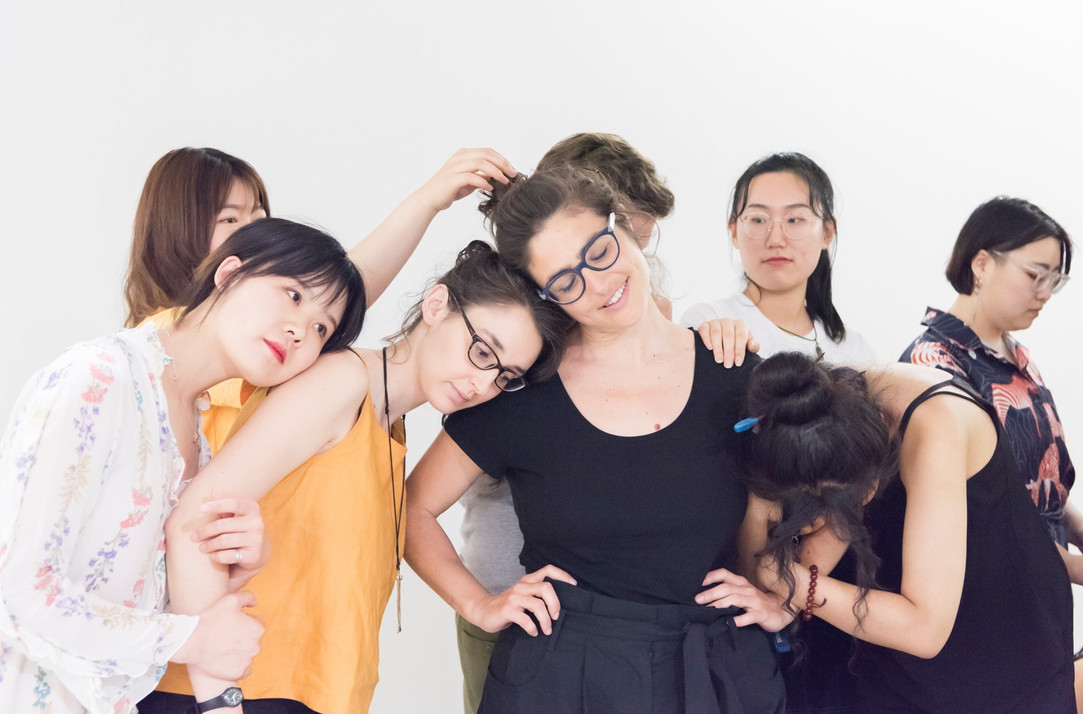 Participants participate in workshops organized by the Palazzo Strozzi Foundation
