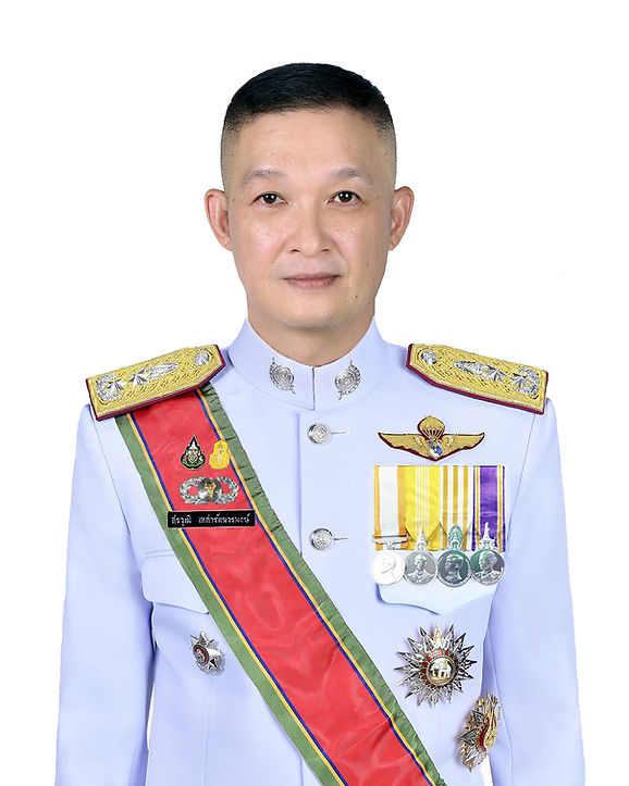 พล.ต.ท.สรวุฒิ เหล่ารัตนวรพงศ์