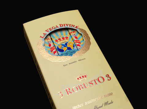 Foto 1 cajetilla La Vega S.jpg