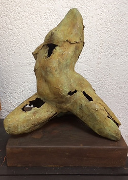 Guerrera. Bronze sculpture by Olivia Guzman