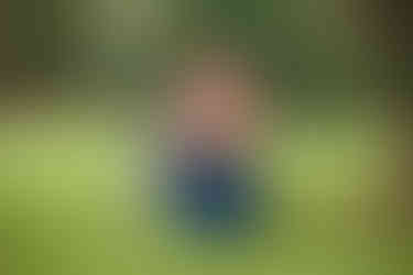 A GA FFA high school girl poses with her show goat | Georgia Livestock Photography