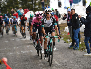 Estreno del Eolo-Kometa, Bernal sólido