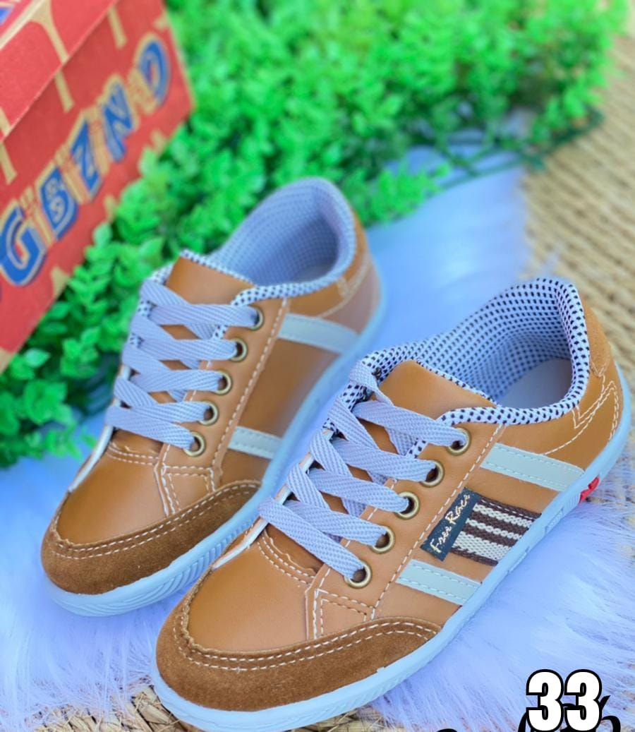 Miniatura: Promo de calzados (zapatos y botitas)