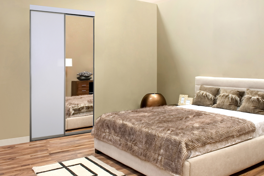 Sliding door 33