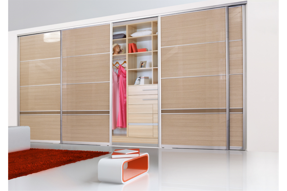 Sliding door 32