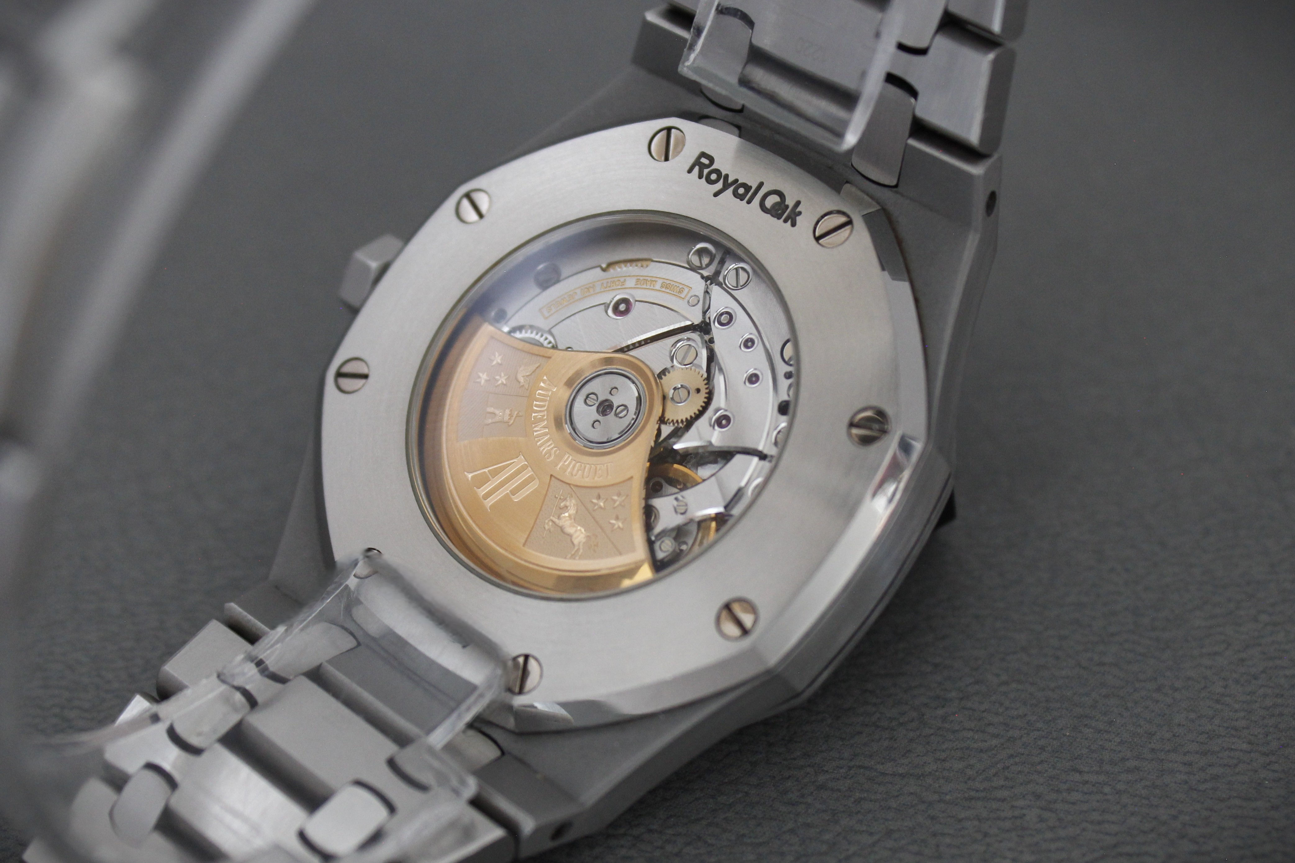 Audemars Piguet Royal Oak 15400ST