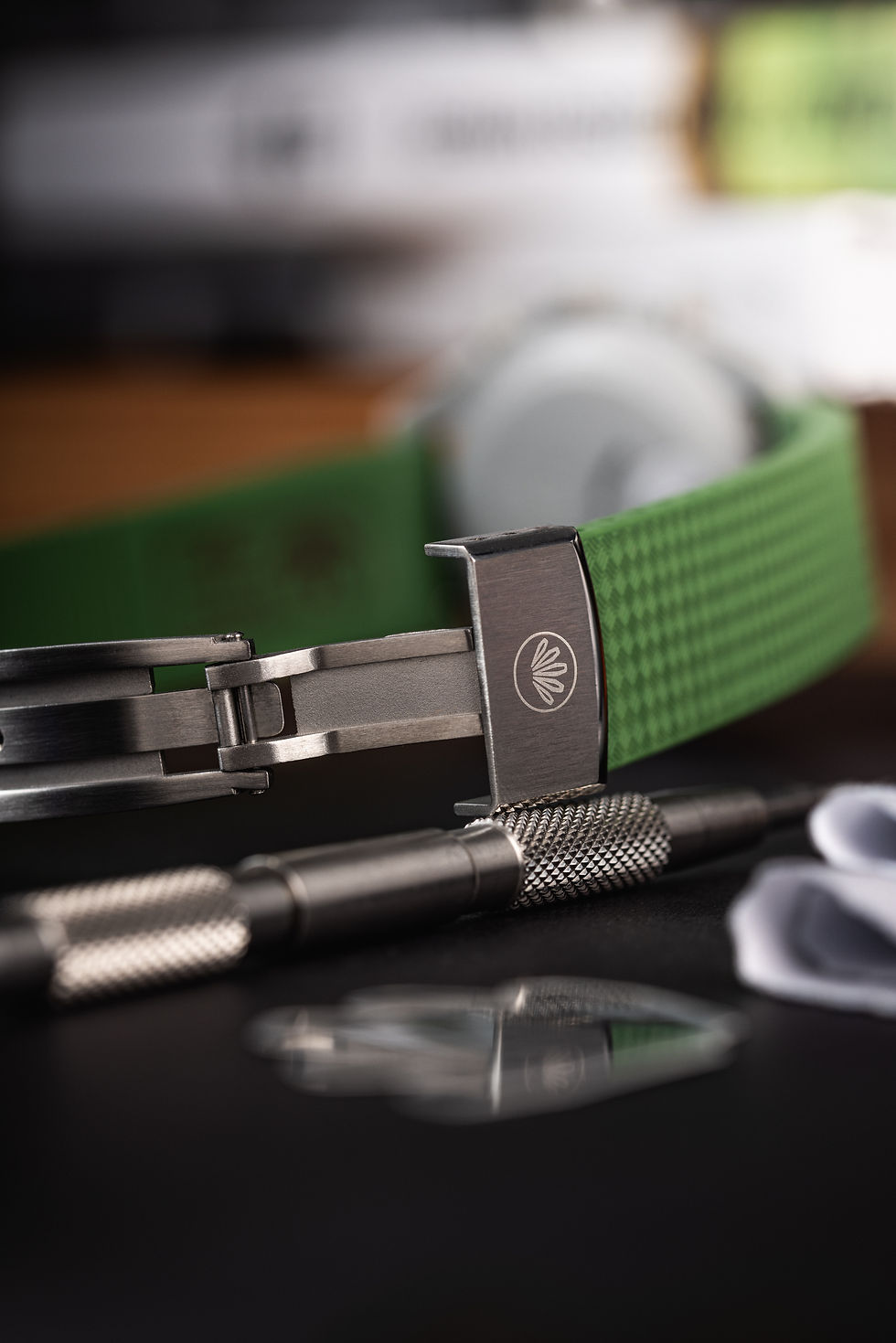Thumbnail: Cut To Fit Rubber Strap - Green