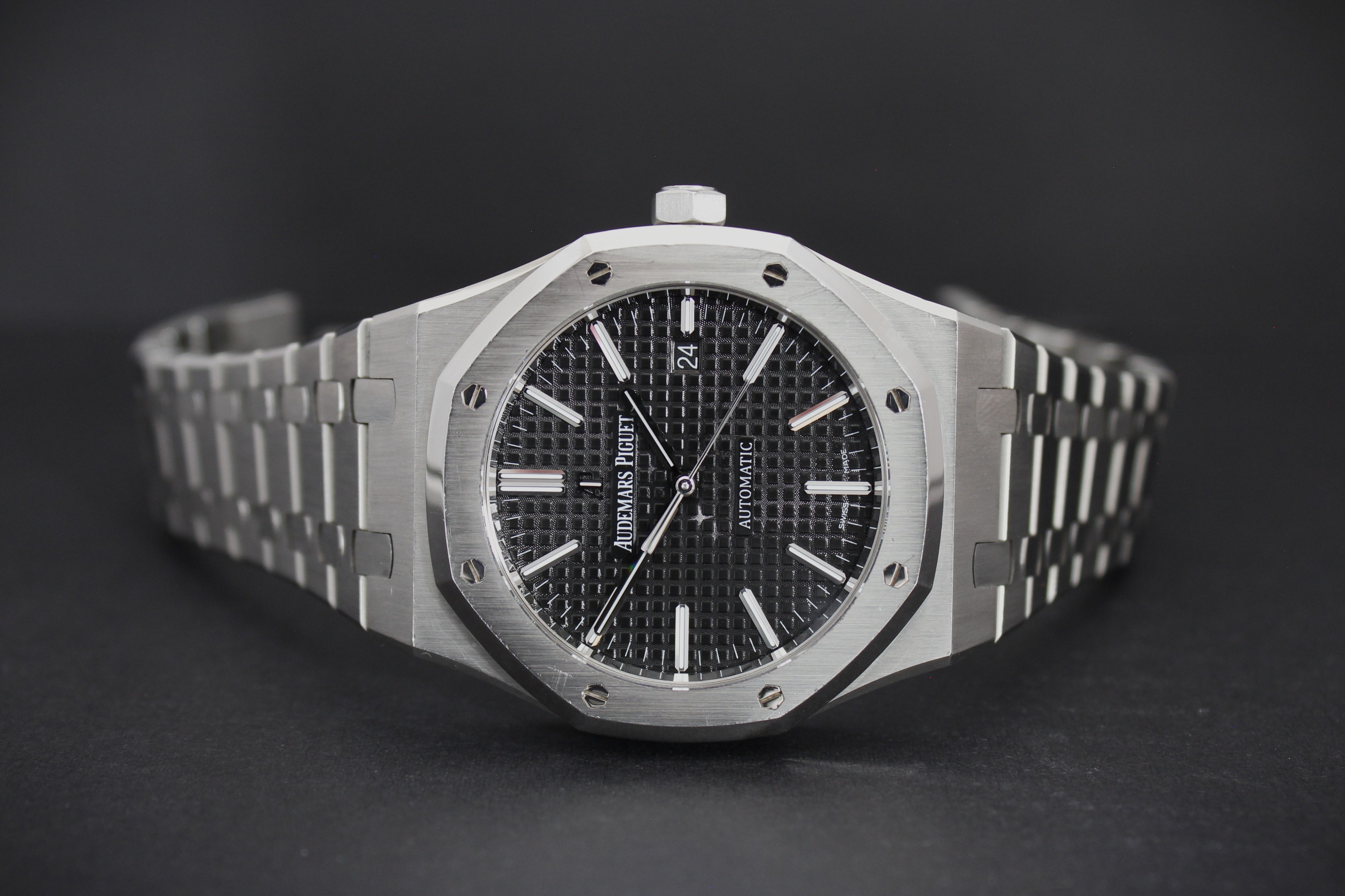 Audemars Piguet Royal Oak 15400ST