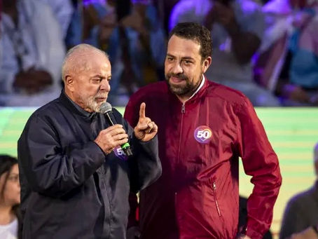 PSOL vive disputa interna sobre possível federação com PT, PV e PCdoB