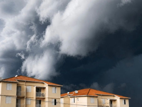 Frente fria avança pelo Centro-Sul e provoca alerta para temporais, ventos fortes e queda de temperatura