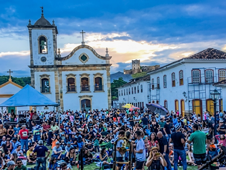 Bourbon Festival Paraty 2026 reúne grandes nomes do jazz, blues e soul com mais de 60 atrações gratuitas
